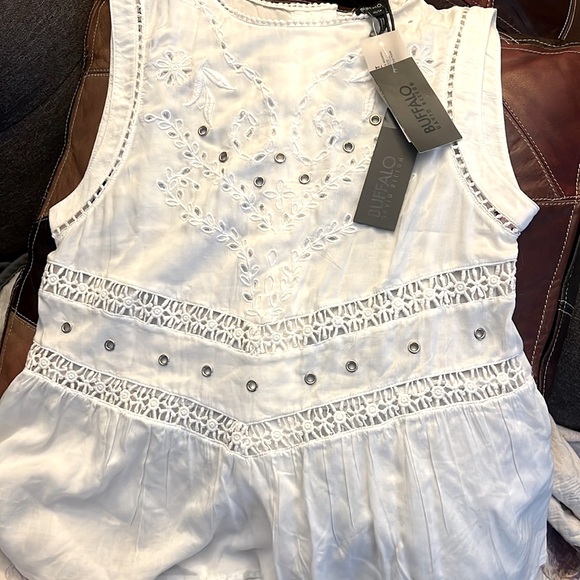 Buffalo David Bitton White Cotton Eyelet Embroidered Peplum Top NWT - Picture 9 of 12